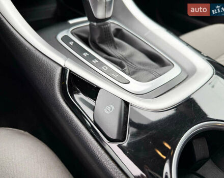 Сірий Форд Фьюжен, об'ємом двигуна 2 л та пробігом 148 тис. км за 11500 $, фото 8 на Automoto.ua