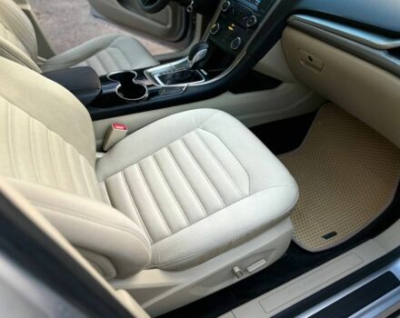 Серый Форд Фьюжн, объемом двигателя 2.5 л и пробегом 150 тыс. км за 9300 $, фото 8 на Automoto.ua