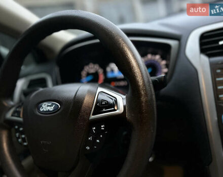 Сірий Форд Фьюжен, об'ємом двигуна 2.49 л та пробігом 290 тис. км за 8899 $, фото 44 на Automoto.ua