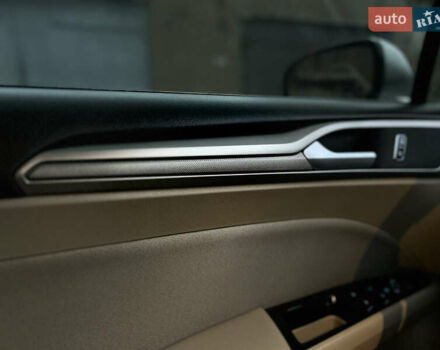 Сірий Форд Фьюжен, об'ємом двигуна 2.49 л та пробігом 290 тис. км за 8899 $, фото 55 на Automoto.ua