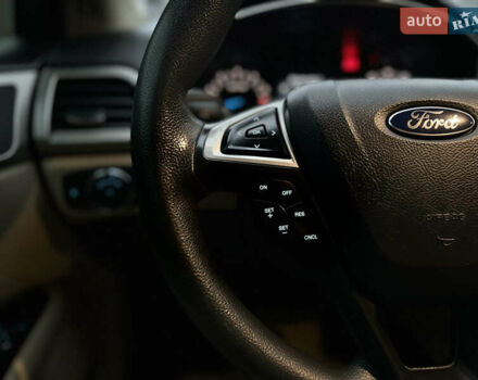 Сірий Форд Фьюжен, об'ємом двигуна 2.49 л та пробігом 290 тис. км за 8899 $, фото 45 на Automoto.ua