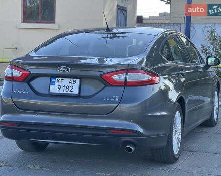 Сірий Форд Фьюжен, об'ємом двигуна 2 л та пробігом 138 тис. км за 11200 $, фото 7 на Automoto.ua