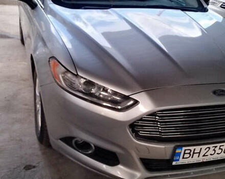 Серый Форд Фьюжн, объемом двигателя 2.49 л и пробегом 165 тыс. км за 7000 $, фото 5 на Automoto.ua