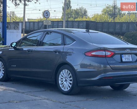 Сірий Форд Фьюжен, об'ємом двигуна 2 л та пробігом 138 тис. км за 11200 $, фото 9 на Automoto.ua