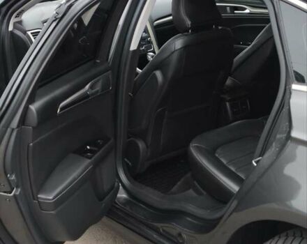 Сірий Форд Фьюжен, об'ємом двигуна 2 л та пробігом 155 тис. км за 12500 $, фото 19 на Automoto.ua