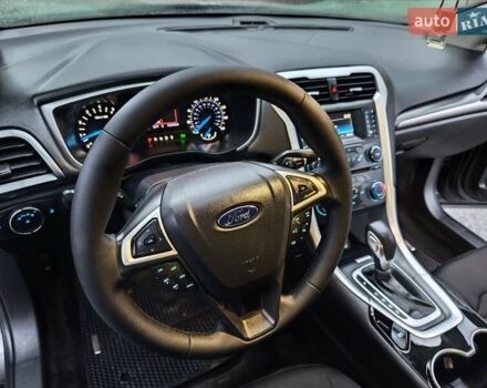 Серый Форд Фьюжн, объемом двигателя 2.49 л и пробегом 180 тыс. км за 9999 $, фото 30 на Automoto.ua