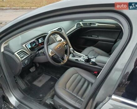 Сірий Форд Фьюжен, об'ємом двигуна 2 л та пробігом 121 тис. км за 12700 $, фото 8 на Automoto.ua