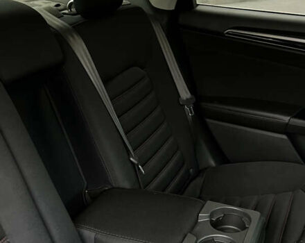 Серый Форд Фьюжн, объемом двигателя 2 л и пробегом 250 тыс. км за 9200 $, фото 24 на Automoto.ua