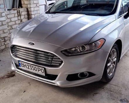 Серый Форд Фьюжн, объемом двигателя 2.49 л и пробегом 165 тыс. км за 7000 $, фото 3 на Automoto.ua