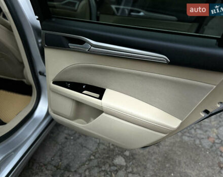 Сірий Форд Фьюжен, об'ємом двигуна 2.49 л та пробігом 290 тис. км за 8899 $, фото 37 на Automoto.ua