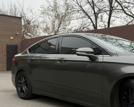 Серый Форд Фьюжн, объемом двигателя 2.5 л и пробегом 170 тыс. км за 7950 $, фото 5 на Automoto.ua