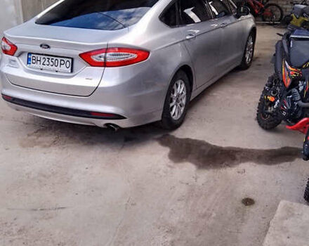 Серый Форд Фьюжн, объемом двигателя 2.49 л и пробегом 165 тыс. км за 7000 $, фото 2 на Automoto.ua