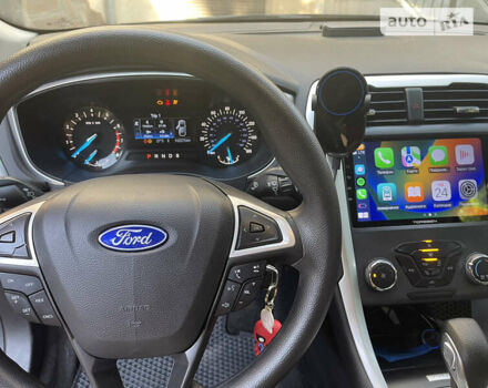 Серый Форд Фьюжн, объемом двигателя 1.5 л и пробегом 113 тыс. км за 9000 $, фото 5 на Automoto.ua