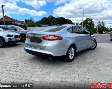 Серый Форд Фьюжн, объемом двигателя 2.5 л и пробегом 140 тыс. км за 10500 $, фото 2 на Automoto.ua