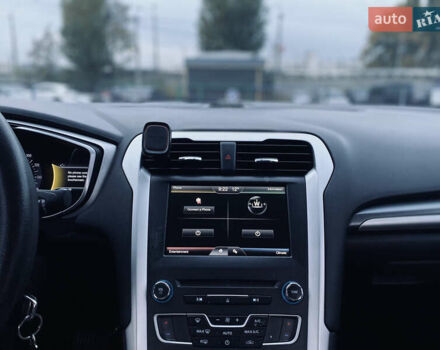 Серый Форд Фьюжн, объемом двигателя 2.49 л и пробегом 194 тыс. км за 9300 $, фото 22 на Automoto.ua