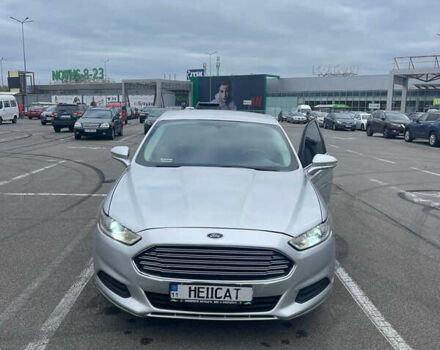 Серый Форд Фьюжн, объемом двигателя 2.5 л и пробегом 284 тыс. км за 8850 $, фото 1 на Automoto.ua