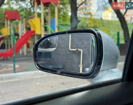 Сірий Форд Фьюжен, об'ємом двигуна 2.49 л та пробігом 270 тис. км за 7999 $, фото 31 на Automoto.ua