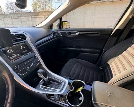 Серый Форд Фьюжн, объемом двигателя 2.5 л и пробегом 107 тыс. км за 9300 $, фото 5 на Automoto.ua