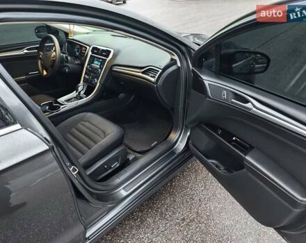 Серый Форд Фьюжн, объемом двигателя 2.49 л и пробегом 180 тыс. км за 9999 $, фото 19 на Automoto.ua