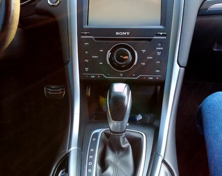 Серый Форд Фьюжн, объемом двигателя 2 л и пробегом 168 тыс. км за 10500 $, фото 6 на Automoto.ua