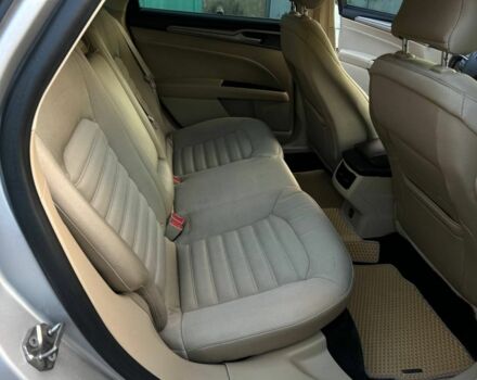 Серый Форд Фьюжн, объемом двигателя 2.5 л и пробегом 150 тыс. км за 9300 $, фото 9 на Automoto.ua