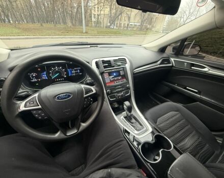 Серый Форд Фьюжн, объемом двигателя 2.5 л и пробегом 170 тыс. км за 7950 $, фото 9 на Automoto.ua