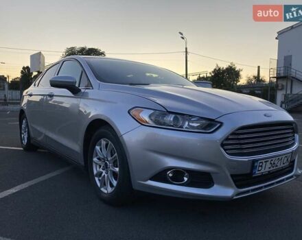 Серый Форд Фьюжн, объемом двигателя 2.5 л и пробегом 190 тыс. км за 9600 $, фото 2 на Automoto.ua