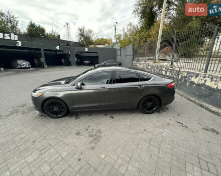 Форд Фьюжн 2015 в Запорожье на Automoto.ua Серый Форд Фьюжн, объемом двигателя 2 л и пробегом 107 тыс. км за 11000 $, фото 8 на Automoto.ua
