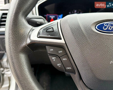 Сірий Форд Фьюжен, об'ємом двигуна 2 л та пробігом 148 тис. км за 11500 $, фото 5 на Automoto.ua
