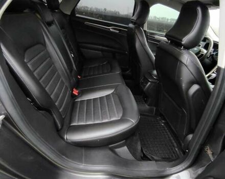 Сірий Форд Фьюжен, об'ємом двигуна 2 л та пробігом 155 тис. км за 12500 $, фото 15 на Automoto.ua