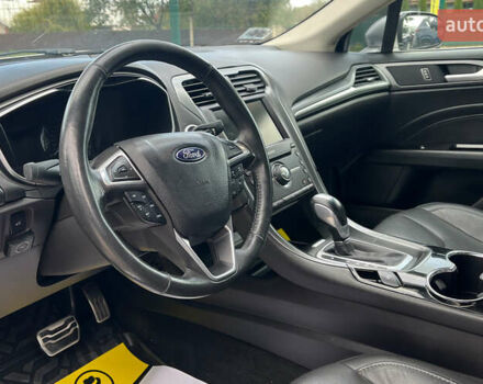Форд Фьюжн 2015 в Коломые на Automoto.ua Серый Форд Фьюжн, объемом двигателя 2 л и пробегом 165 тыс. км за 10500 $, фото 7 на Automoto.ua