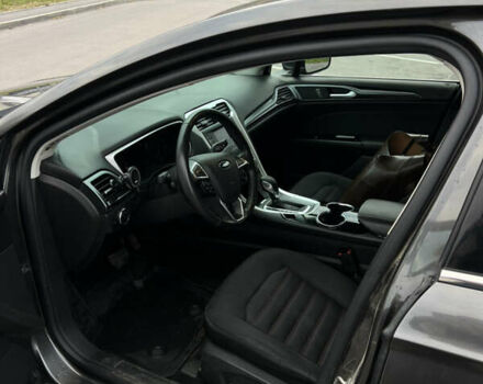 Серый Форд Фьюжн, объемом двигателя 2 л и пробегом 250 тыс. км за 9200 $, фото 18 на Automoto.ua