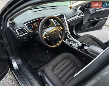 Серый Форд Фьюжн, объемом двигателя 2.49 л и пробегом 180 тыс. км за 9999 $, фото 23 на Automoto.ua