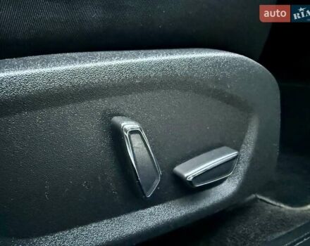Сірий Форд Фьюжен, об'ємом двигуна 2 л та пробігом 163 тис. км за 8300 $, фото 46 на Automoto.ua