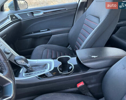 Сірий Форд Фьюжен, об'ємом двигуна 1.5 л та пробігом 248 тис. км за 7900 $, фото 38 на Automoto.ua