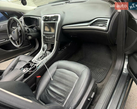 Серый Форд Фьюжн, объемом двигателя 2.49 л и пробегом 191 тыс. км за 9300 $, фото 7 на Automoto.ua