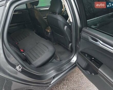 Серый Форд Фьюжн, объемом двигателя 2.49 л и пробегом 180 тыс. км за 9999 $, фото 17 на Automoto.ua