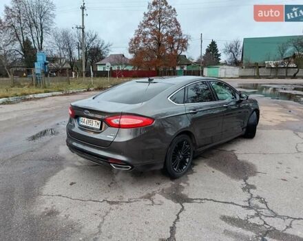 Сірий Форд Фьюжен, об'ємом двигуна 2 л та пробігом 121 тис. км за 12700 $, фото 3 на Automoto.ua