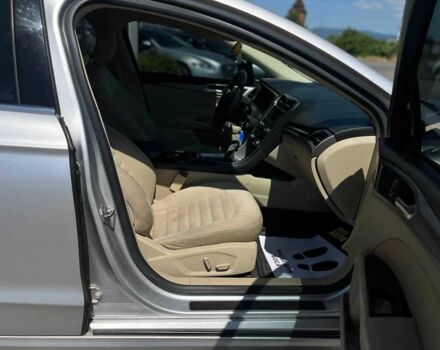 Серый Форд Фьюжн, объемом двигателя 2.5 л и пробегом 285 тыс. км за 9900 $, фото 12 на Automoto.ua