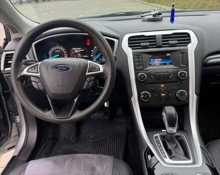 Серый Форд Фьюжн, объемом двигателя 2.5 л и пробегом 163 тыс. км за 10700 $, фото 4 на Automoto.ua