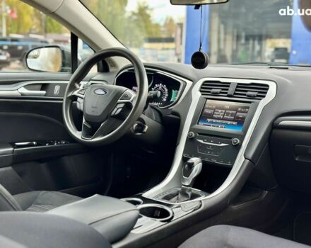 Форд Фьюжн 2016 в Киеве на Automoto.ua Серый Форд Фьюжн, объемом двигателя 0 л и пробегом 125 тыс. км за 11300 $, фото 14 на Automoto.ua