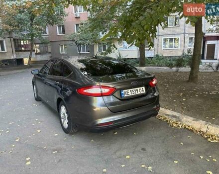 Сірий Форд Фьюжен, об'ємом двигуна 2.5 л та пробігом 250 тис. км за 10000 $, фото 2 на Automoto.ua