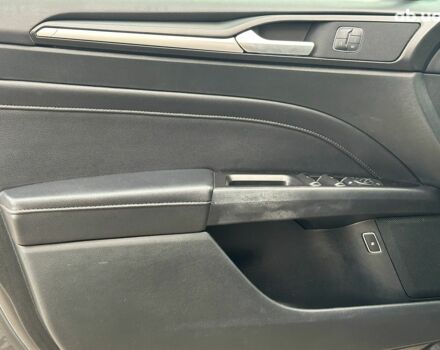 Серый Форд Фьюжн, объемом двигателя 2 л и пробегом 148 тыс. км за 16990 $, фото 14 на Automoto.ua