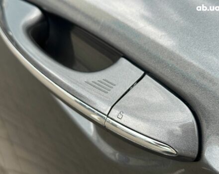 Серый Форд Фьюжн, объемом двигателя 2 л и пробегом 148 тыс. км за 16990 $, фото 12 на Automoto.ua