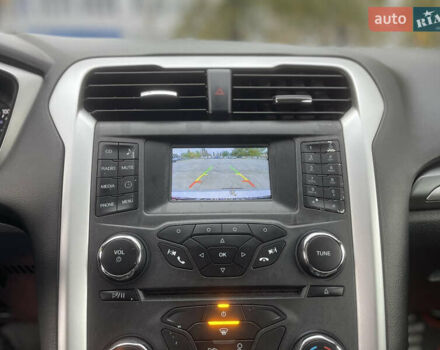 Форд Фьюжн 2016 в Киеве на Automoto.ua Серый Форд Фьюжн, объемом двигателя 2.5 л и пробегом 242 тыс. км за 8300 $, фото 30 на Automoto.ua