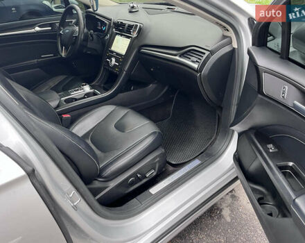 Сірий Форд Фьюжен, об'ємом двигуна 2 л та пробігом 172 тис. км за 14500 $, фото 21 на Automoto.ua