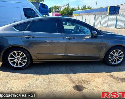 Серый Форд Фьюжн, объемом двигателя 2.5 л и пробегом 100 тыс. км за 12500 $, фото 5 на Automoto.ua