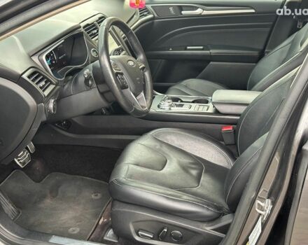 Серый Форд Фьюжн, объемом двигателя 2 л и пробегом 148 тыс. км за 16990 $, фото 13 на Automoto.ua
