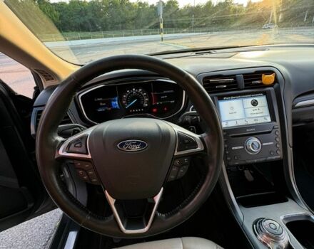 Сірий Форд Фьюжен, об'ємом двигуна 2 л та пробігом 152 тис. км за 10800 $, фото 18 на Automoto.ua