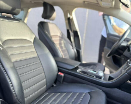 Форд Фьюжен 2016 у Чернівцях на Automoto.ua Сірий Форд Фьюжен, об'ємом двигуна 2.5 л та пробігом 197 тис. км за 11300 $, фото 8 на Automoto.ua